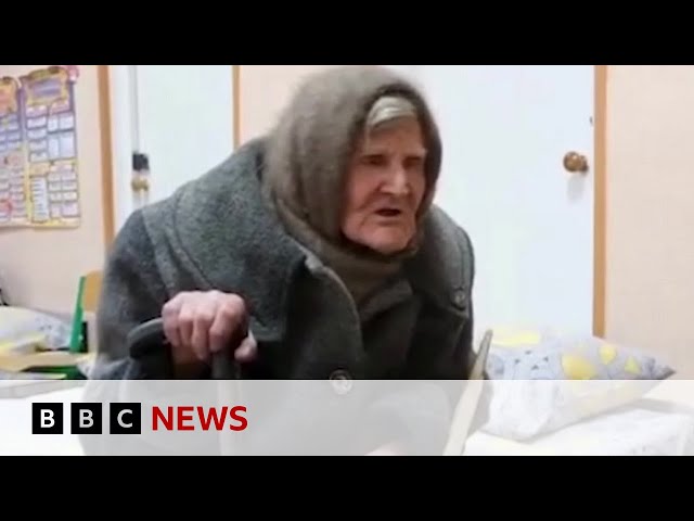 ⁣Ukraine war: 98-year-old Ukrainian says she walked miles alone through Russian territory | BBC News