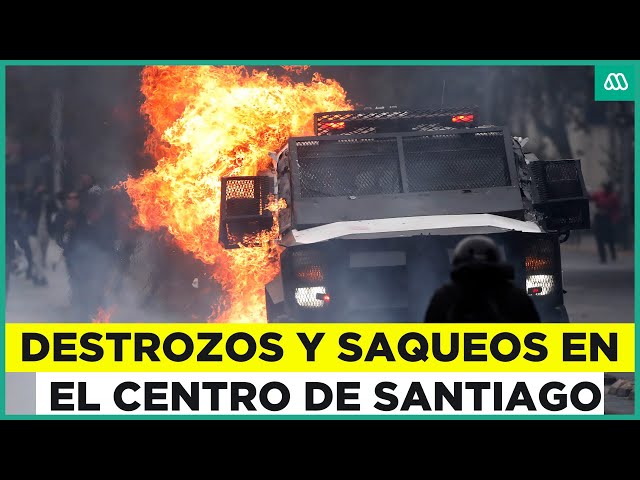 ⁣Día del Trabajador: Marcha finaliza con serios incidentes en pleno centro de Santiago