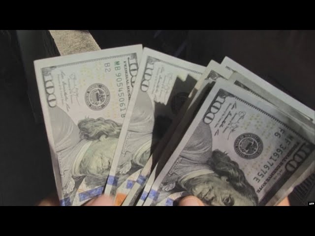 Info Martí | Inicia mayo con un dólar a 380 pesos cubanos