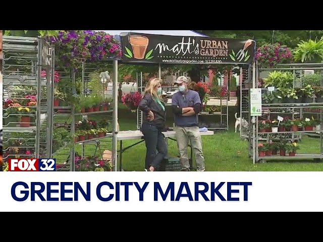 ⁣Green City Market returns for the spring, extends outdoor season