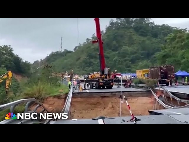 ⁣Deadly highway collapse in China sends vehicles plunging