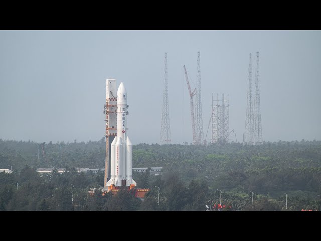 ⁣Live: A closer look at Chang'e-6 lunar probe's launch site