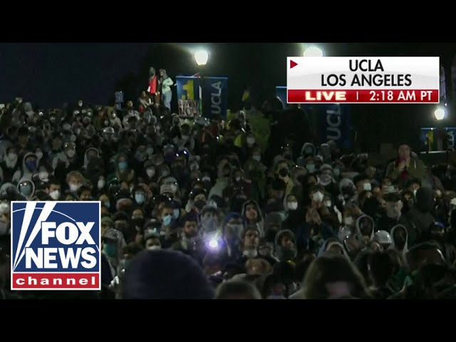 ⁣Former FBI agent warns against 'lone-wolf' attack amid UCLA standoff