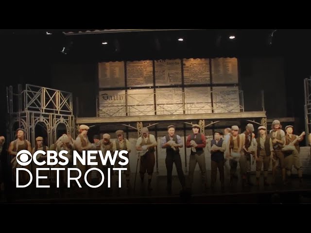 ⁣"Newsies" comes to Grosse Pointe Theatre