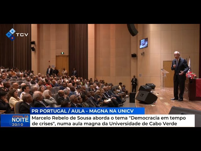 ⁣Marcelo Rebelo de Sousa aborda o tema "Democracia em tempo de crises", numa aula magna