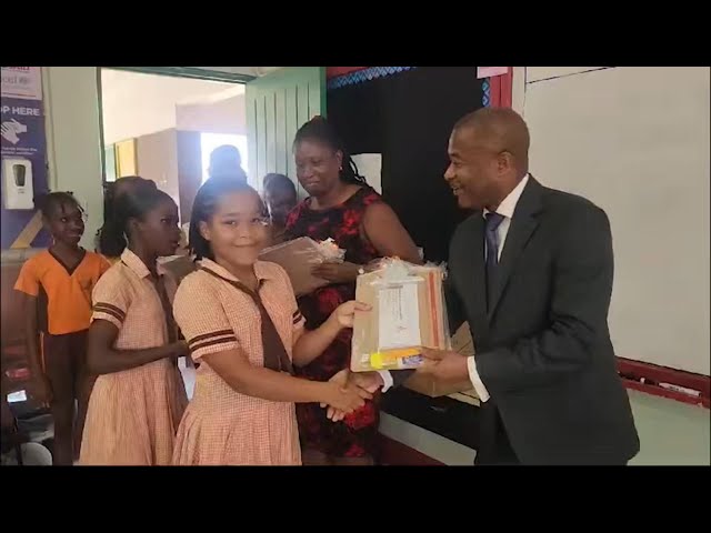 ⁣Students receive school supplies ahead of 11 Plus