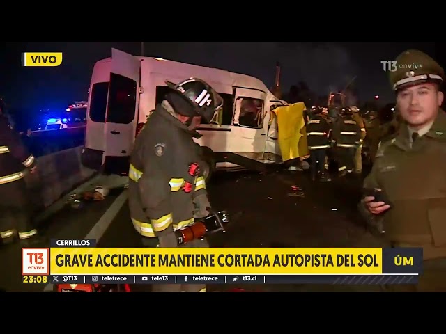 ⁣Al menos un muerto y varios heridos tras grave colisión en autopista General Velásquez
