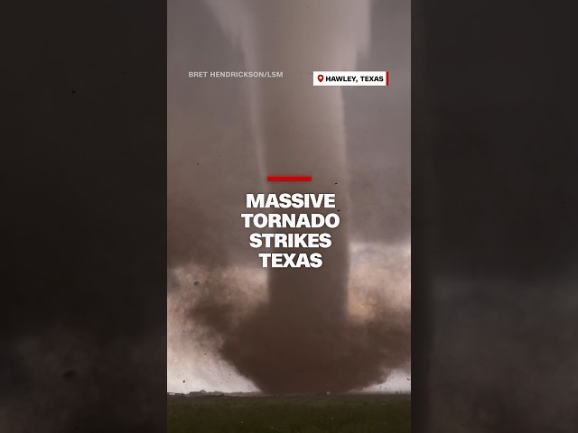 ⁣Massive tornado strikes Texas
