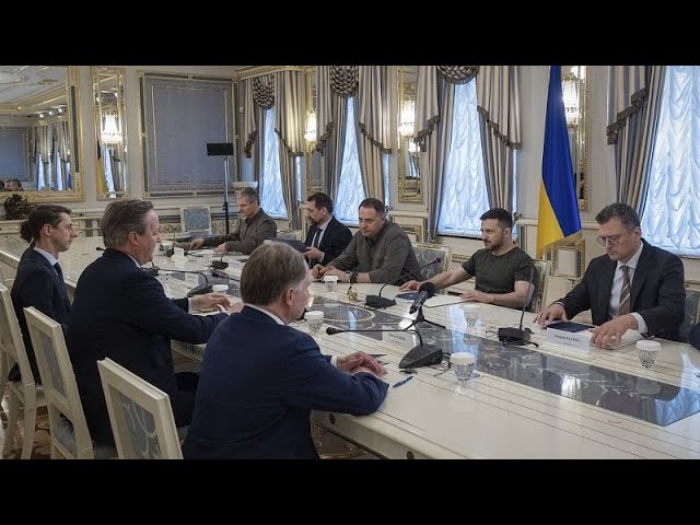 ⁣El Kremlin tacha de peligrosos los comentarios de Francia y Reino Unido de enviar tropas a Ucrania