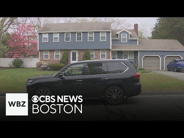 ⁣Jurors in Karen Read murder trial visit Canton home, see SUV