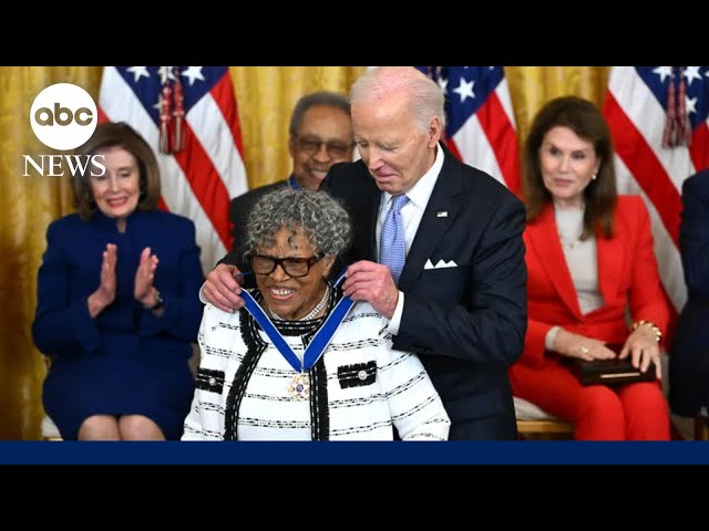⁣Biden awards Presidential Medal of Freedom to Pelosi, Al Gore