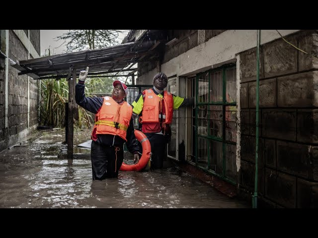 ⁣Le Kenya en état d'alerte avant l'arrivée du tout premier cyclone de son histoire • FRANCE