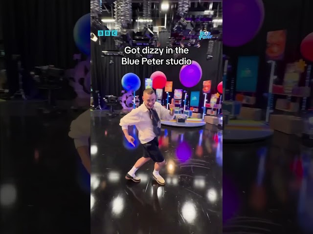 ⁣Olly Alexander gets dizzy in the #BluePeter studio ‍