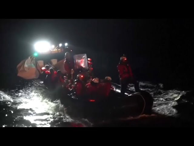 У берегов Ливии спасли 87 мигрантов