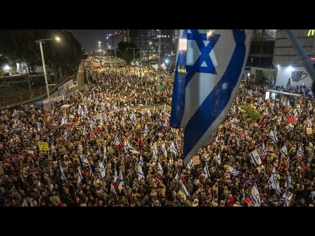 ⁣Zehntausende Israelis fordern Waffenstillstand und Rücktritt Netanjahus