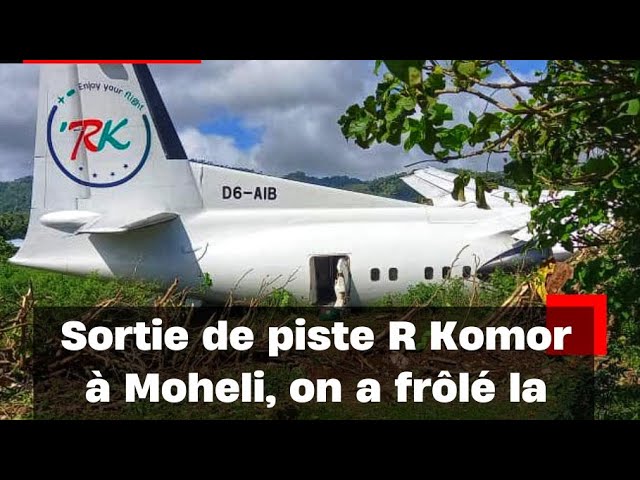⁣Un avion R Komor fait une sortie de piste à Moheli, on a frôlé le drame | Al Comorya