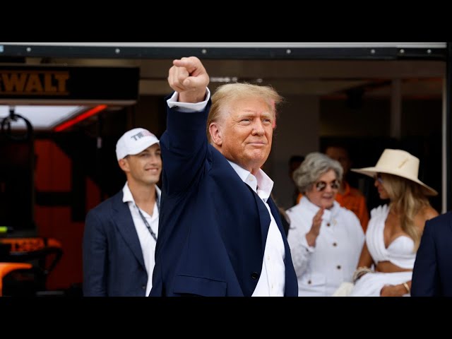 ⁣Donald Trump receives warm welcome at the Miami Grand Prix