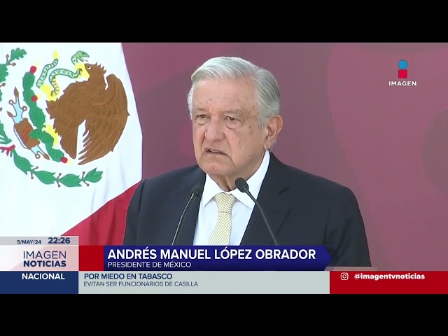 ⁣López Obrador encabezó la ceremonia por el aniversario de la Batalla de Puebla