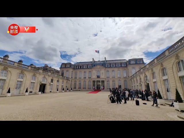 ⁣Chinese, French presidents hold small-group talks
