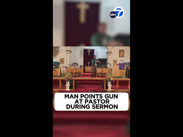 ⁣Man allegedly attempted to shoot pastor during sermon, police say