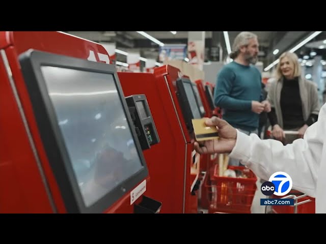 ⁣Proposed California law could force some stores to do away with self-checkout