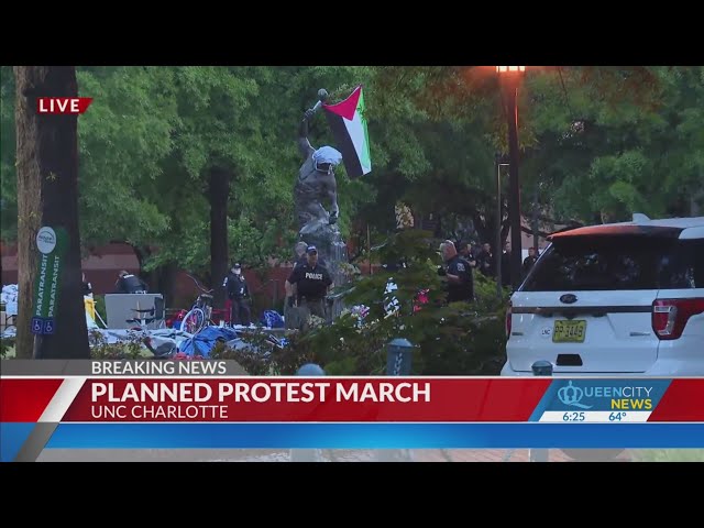 ⁣Police break up encampment on UNC Charlotte campus