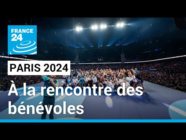 ⁣JO de Paris 2024 : à la rencontre des bénévoles internationaux • FRANCE 24