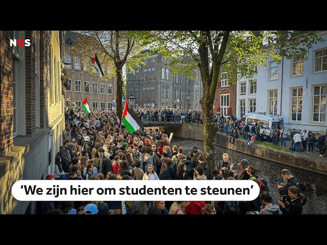 ⁣Pro-Palestijnse demonstranten bouwen opnieuw barricades bij universiteit in Amsterdam