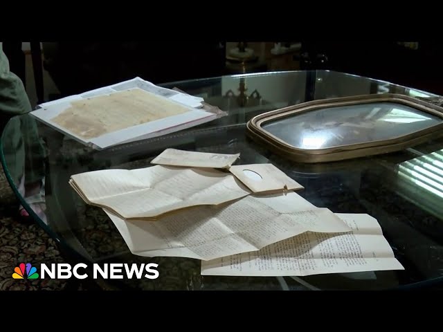 ⁣Texas postal worker finds WWII letters dated back to 1942