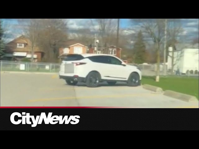 Toronto couple steals back their own car