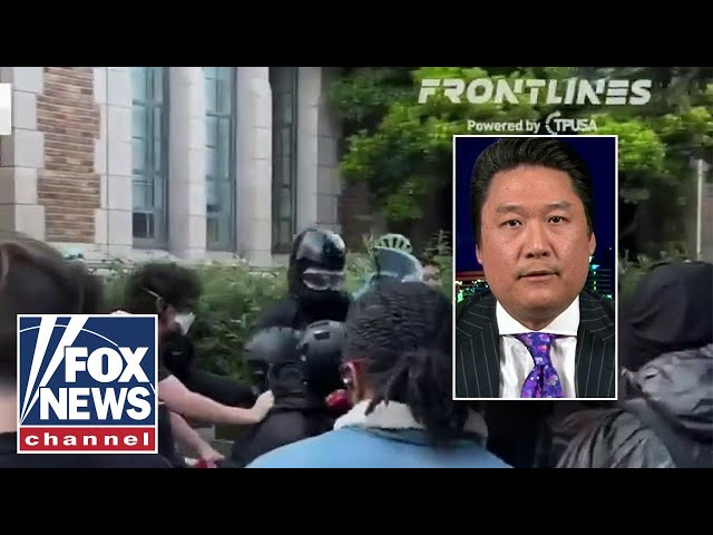 ⁣Journalist recounts moment 'melee broke loose' with alleged Antifa