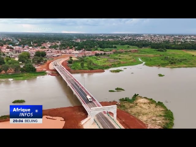 ⁣Construit par la Chine, un pont enjambant la rivière Jur remis au gouvernement sud-soudanais