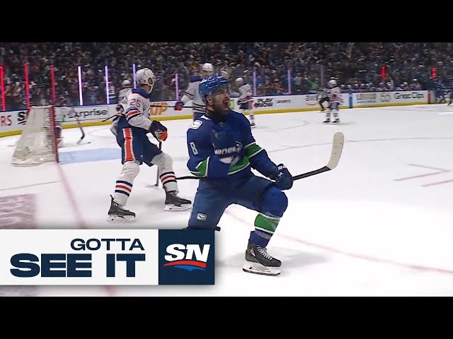 ⁣GOTTA SEE IT: Canucks Score Two Rapid-Fire Goals To Snatch Late Lead In Game 1