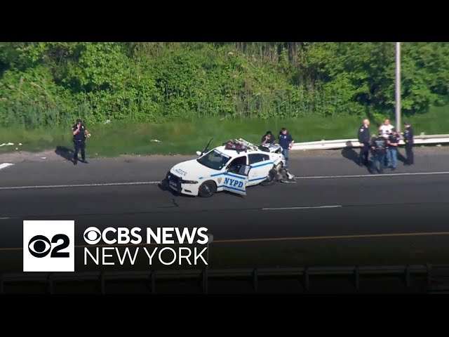 ⁣Staten Island crash leaves NYPD officer injured