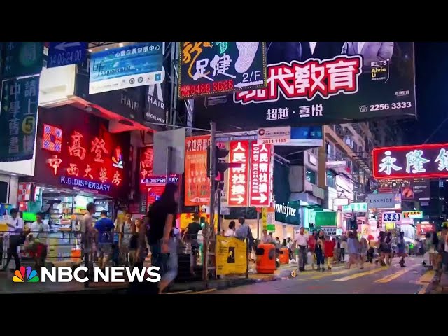 ⁣Hong Kong is losing most of its iconic neon signs