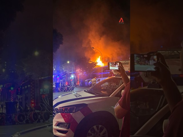⁣Fire breaks out at Toa Payoh Industrial Park, about 100m from nearest housing blocks