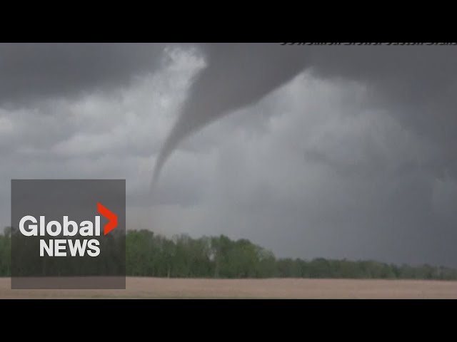 ⁣What's behind the string of tornadoes in the US and could Canada see similar?