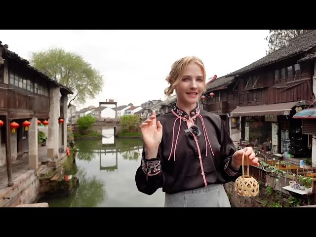 ⁣GLOBALink | American vlogger explores modern trends amid traditions in China's Deqing