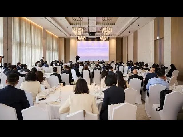 ⁣انعقاد منتدى التعاون الدولي للاقتصاد الصيني وسوق رأس المال بالرنمينبي في دبي
