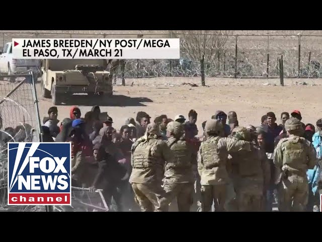 ⁣Judge tosses charges for migrants who stormed Texas crossing