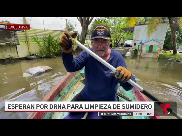 ⁣Inundación en Morovis: Hombre tiene que remar para llegar a su casa