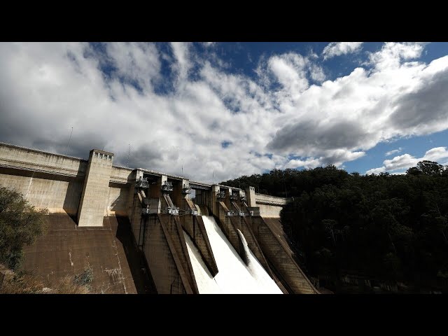 ⁣Sydney rain causes Warragamba Dam to spill