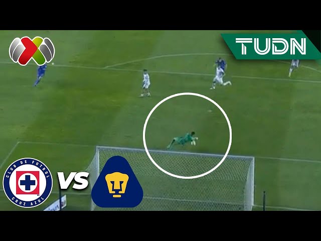 ¡JULIO! González evita el primer gol | Cruz Azul 0-0 Pumas | CL2024 - Liga Mx 4tos | TUDN