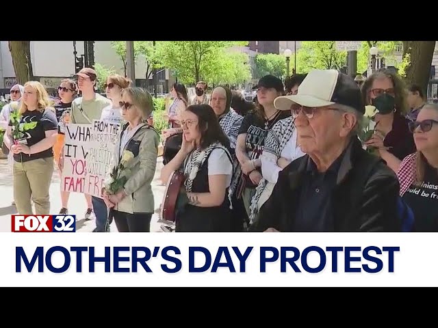 ⁣Protesters gather to honor Palestinian mothers in Chicago on Mother's Day
