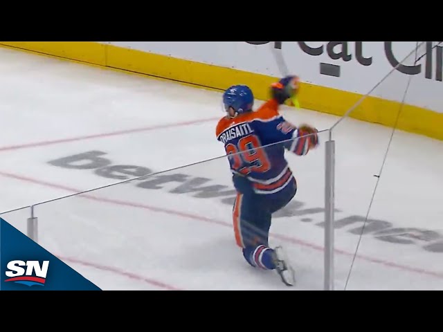 ⁣Leon Draisaitl Buries It From A Sharp Angle On The Power Play