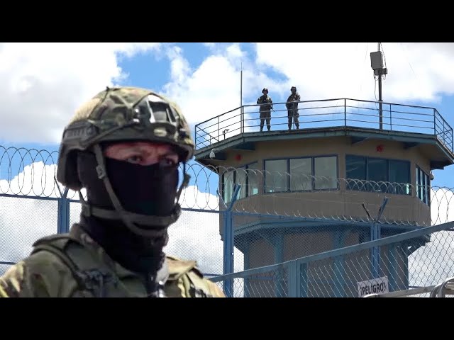 ⁣L'Équateur : des prisons en zone de guerre