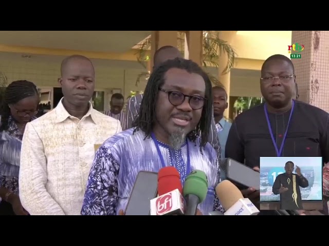 ⁣Insertion socio-professionnelle de la jeunesse: le forum national des stages du Burkina