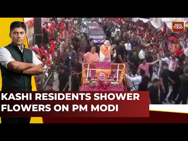 ⁣Kashi Chants 'Modi Modi', Residents Shower Flowers During The Varanasi Road Show | India T