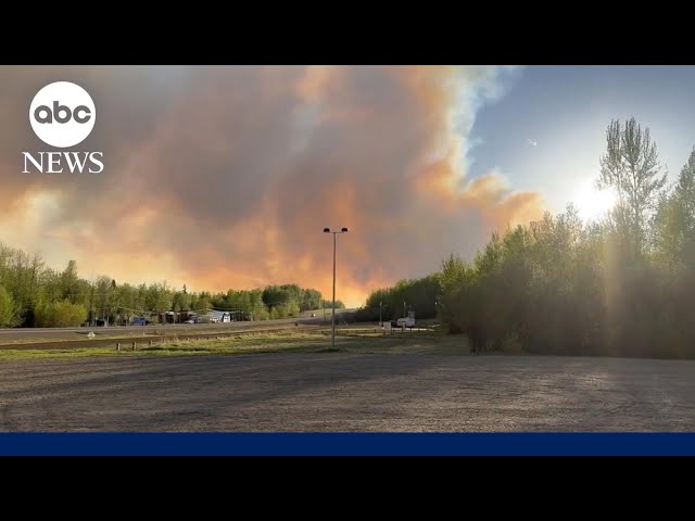 ⁣Fires in Western Canada burn out of control