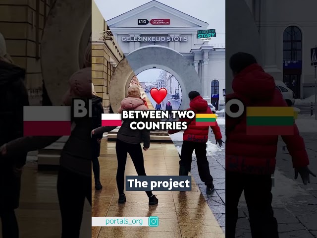 ⁣Portals have opened up connecting Dublin and New York  #itvnews #art #tech #travel